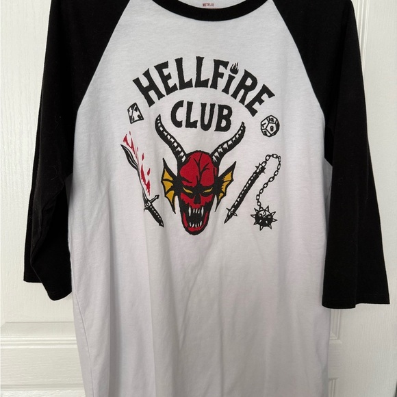 Hellfire Club Stranger Things Raglan T-Shirt - Picture 4 of 5